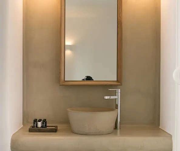 מלון Seven Santa Maria 4*